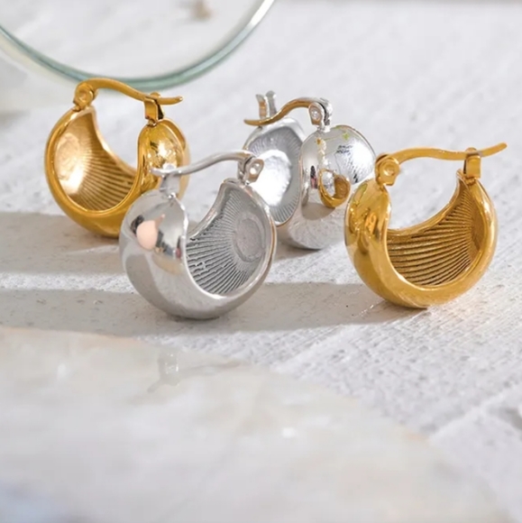 Gold-plated Hoop Earrings - Picture 2 of 6